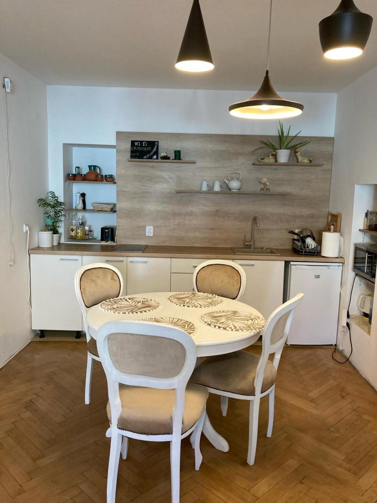 בראשוב Valentina'S Apartment In City Center מראה חיצוני תמונה