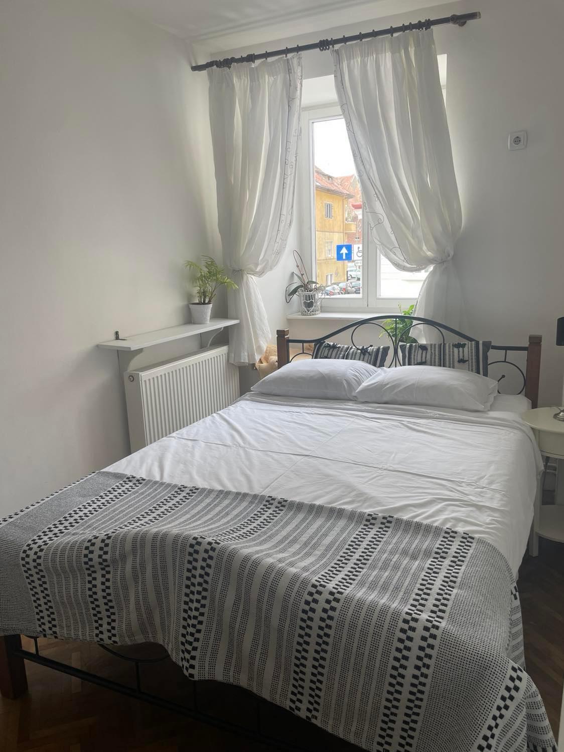 בראשוב Valentina'S Apartment In City Center מראה חיצוני תמונה